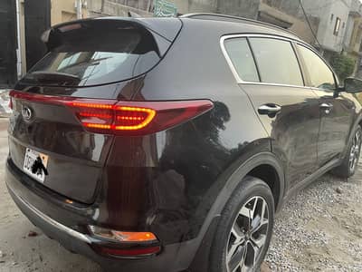 Urgent sale KIA Sportage 2020 fully loaded AWD 1st hand car
