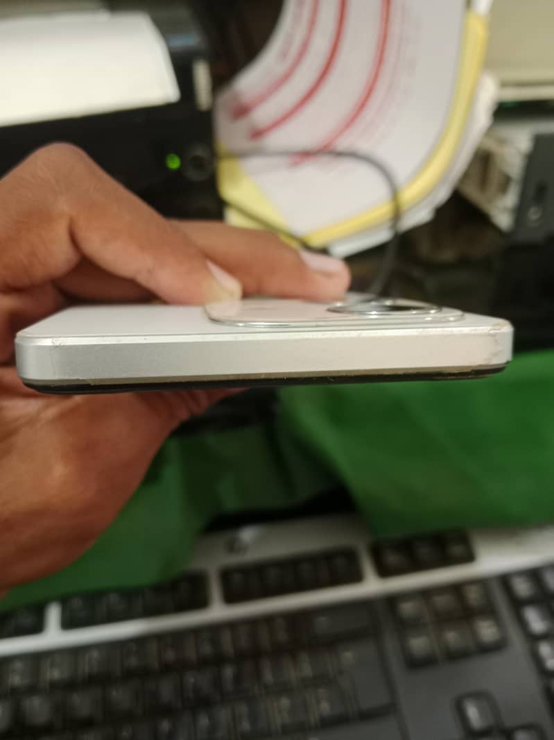 OPPO A3 3