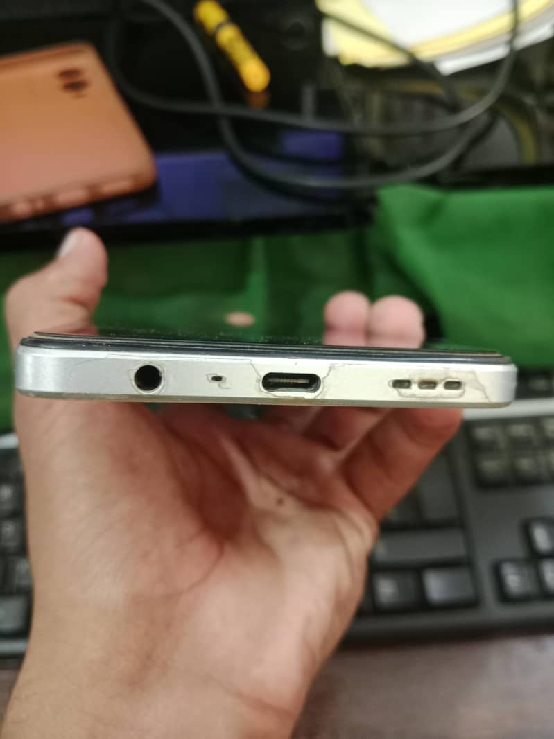 OPPO A3 4