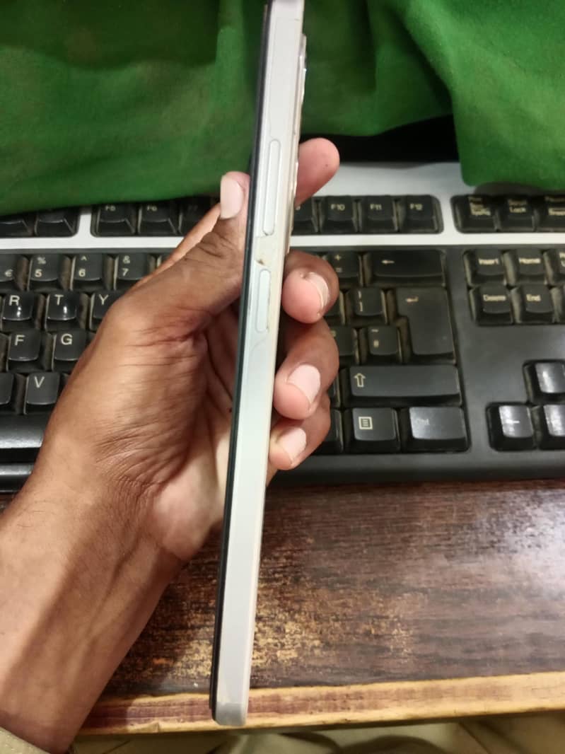 OPPO A3 5