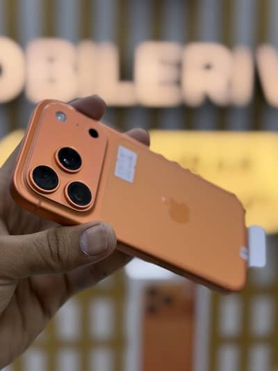 Apple iPhone 17 Pro 256GB Cosmic orange Factory Locked