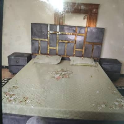 bed dressings saitable mattress 2 coffee chair with table