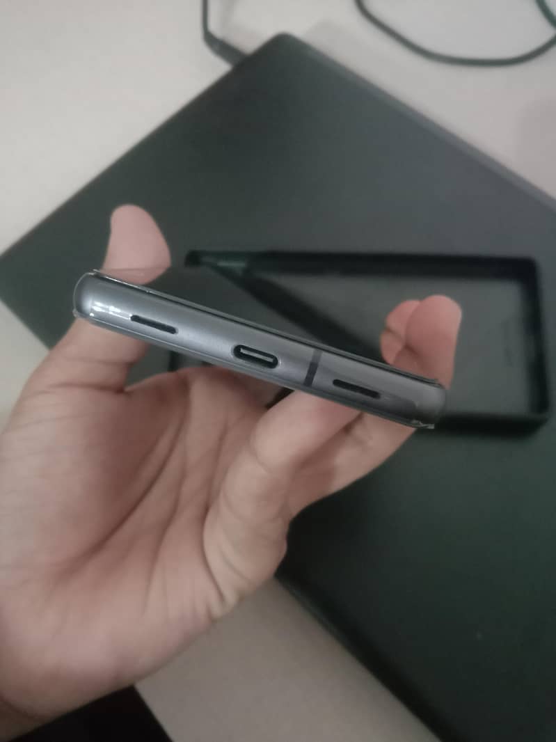Google Pixel 7a 2