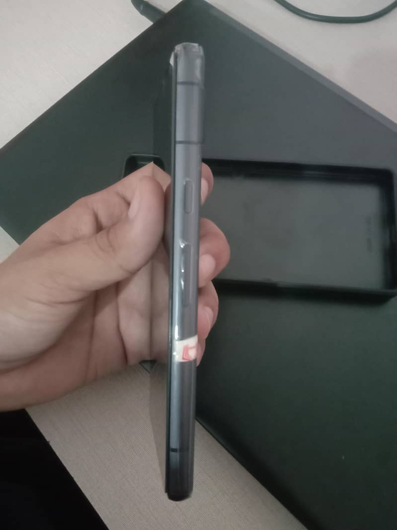 Google Pixel 7a 4