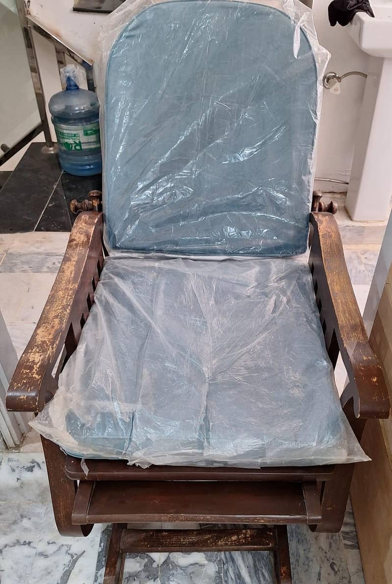 chair 0