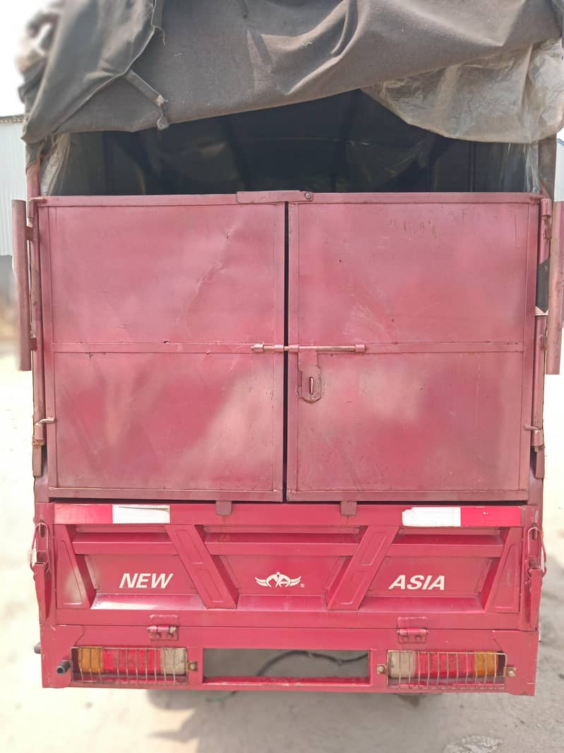 Loader 6
