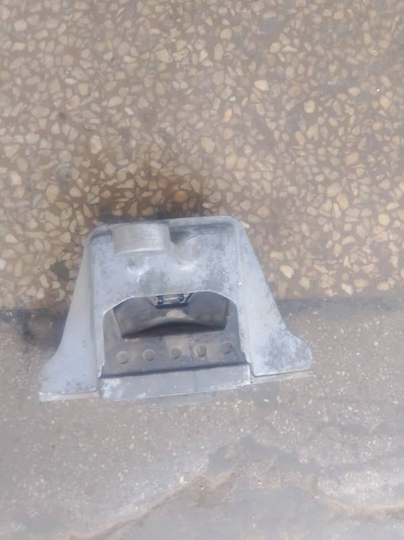 ENGINE FOUNDATION 1