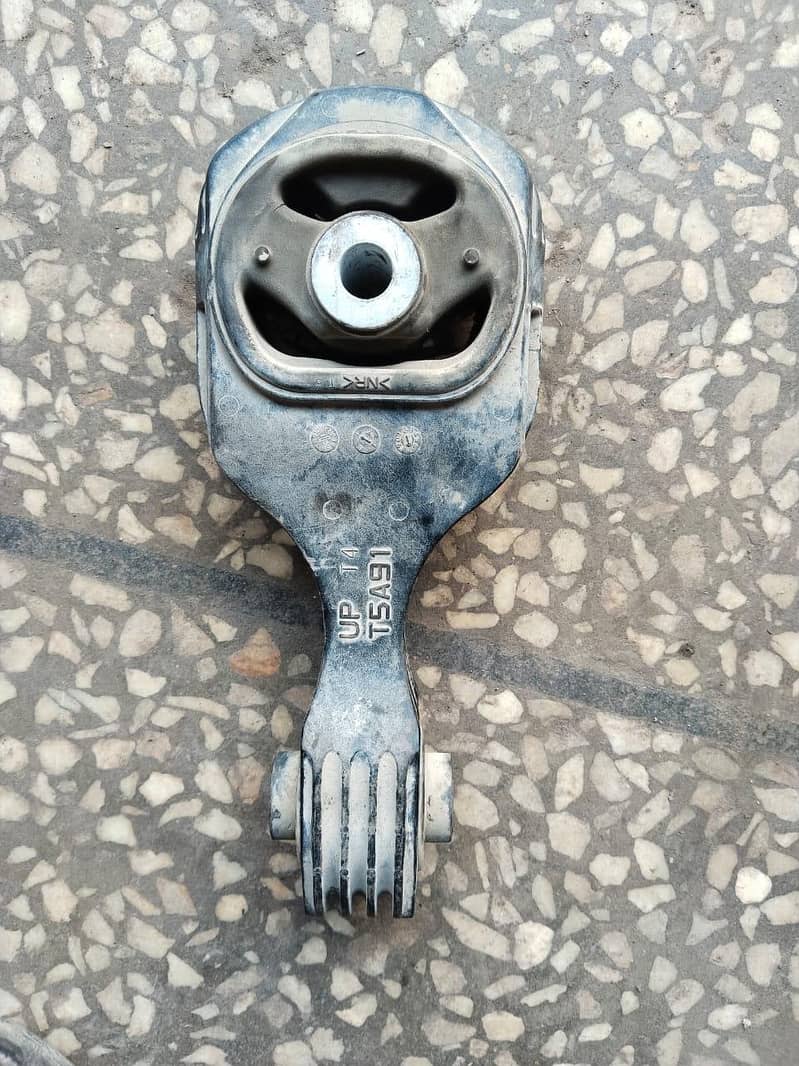 ENGINE FOUNDATION 5