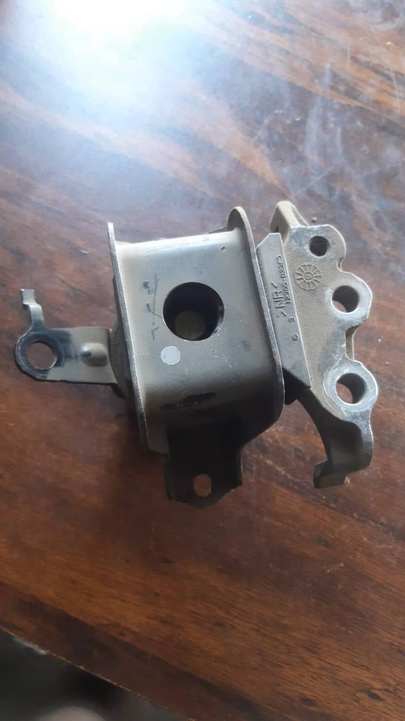 ENGINE FOUNDATION 8