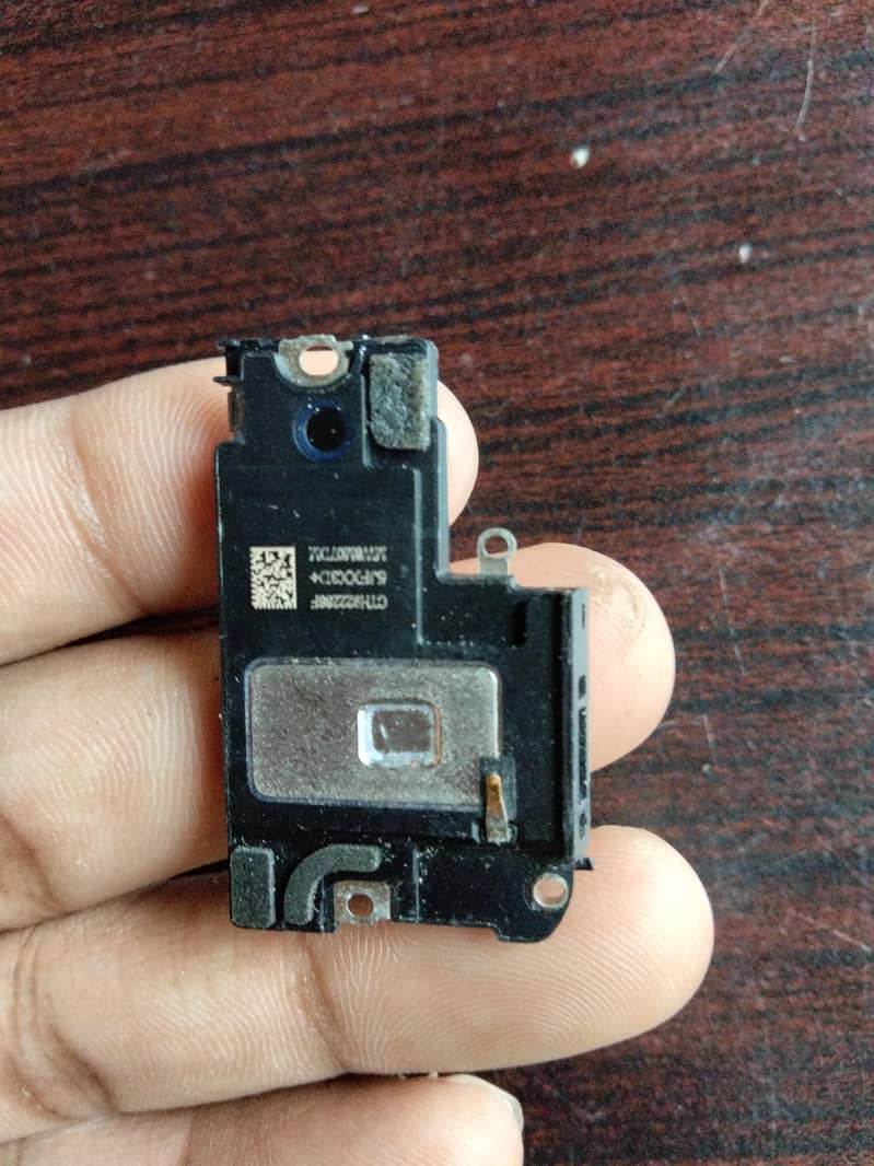 iphone XS Max 4
