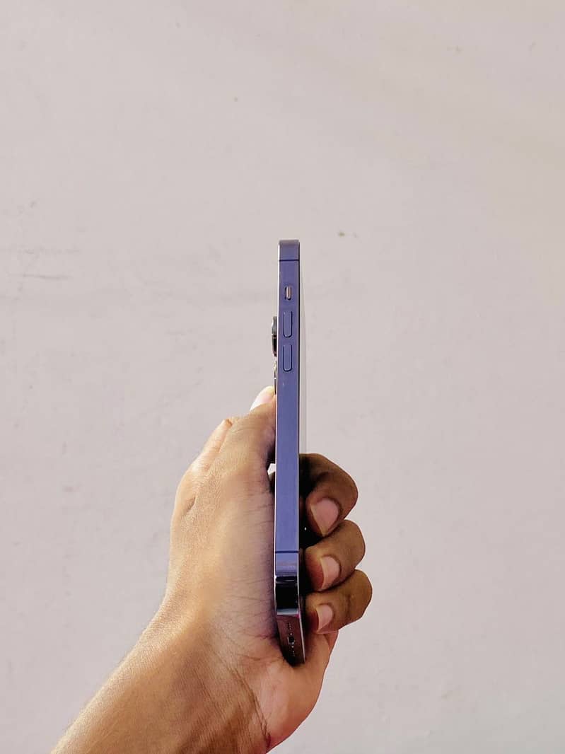 Apple iPhone 14 Pro 1