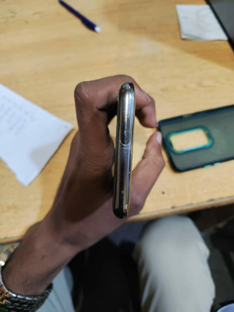One Plus 7 Pro 1
