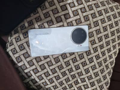 Tecno camon 30 pro 5g