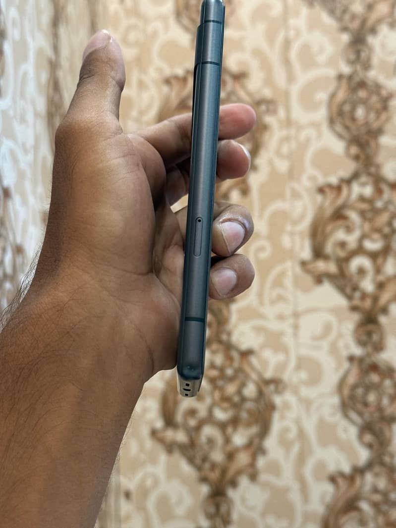 Google Pixel 7a 2