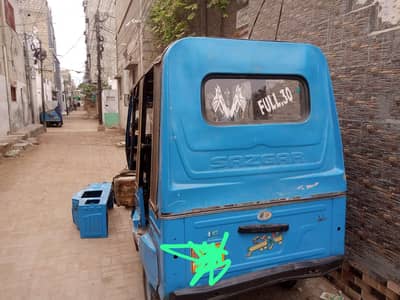 Riksha 6 seater