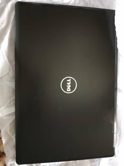 Dell lattitude 5580 core i5 7th Generation 8GB RAM 256 SSD Excellent