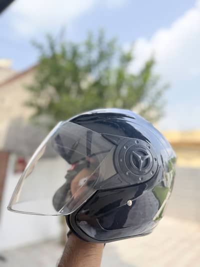 New weight less sports helmet with open mirror| 70005000