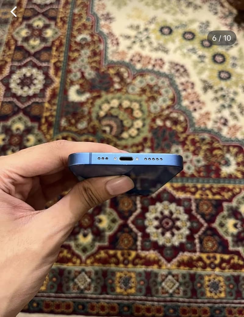 Apple iPhone 13 0