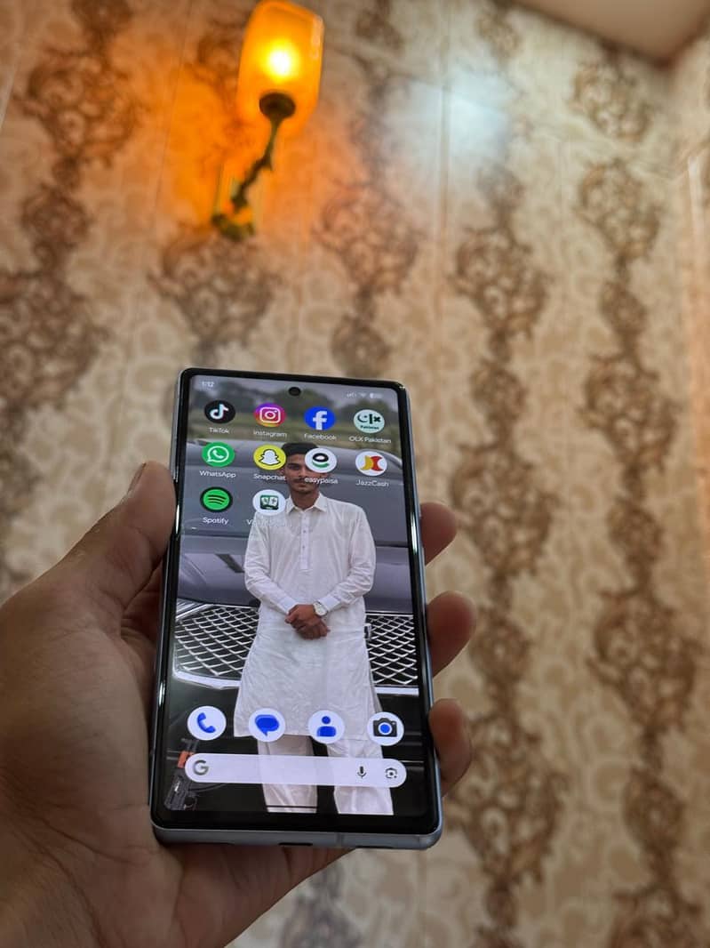 Google Pixel 7a 1