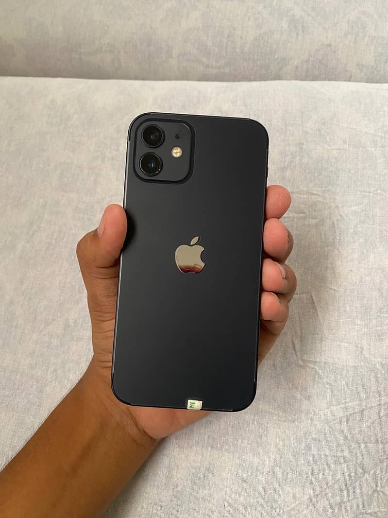 Apple iPhone 12 0