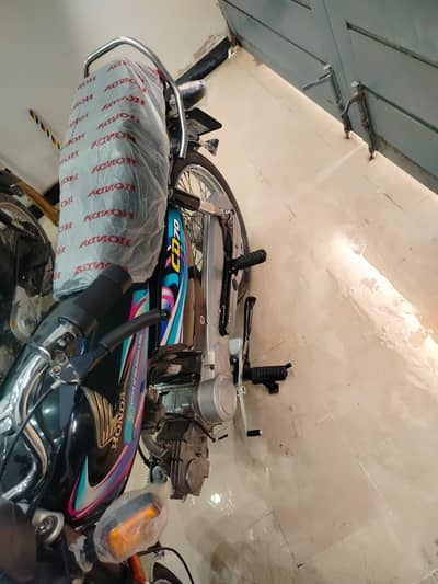 bike bhut achi hai fuel average or bhut smoth hai