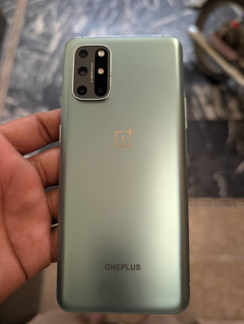 One Plus 8T 0