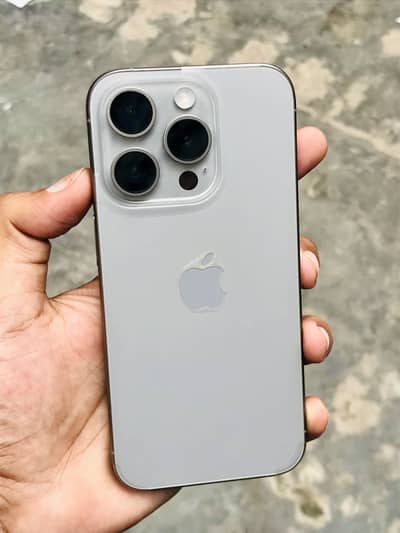 Apple iPhone 15 Pro