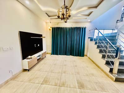 10 Marla House For Sale In Dha Phase 7 Lahore