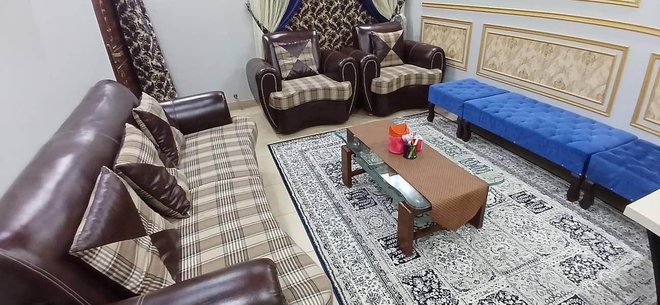 5 Seater Sofa Set + 4 Seater Sethi & Centre Table 6