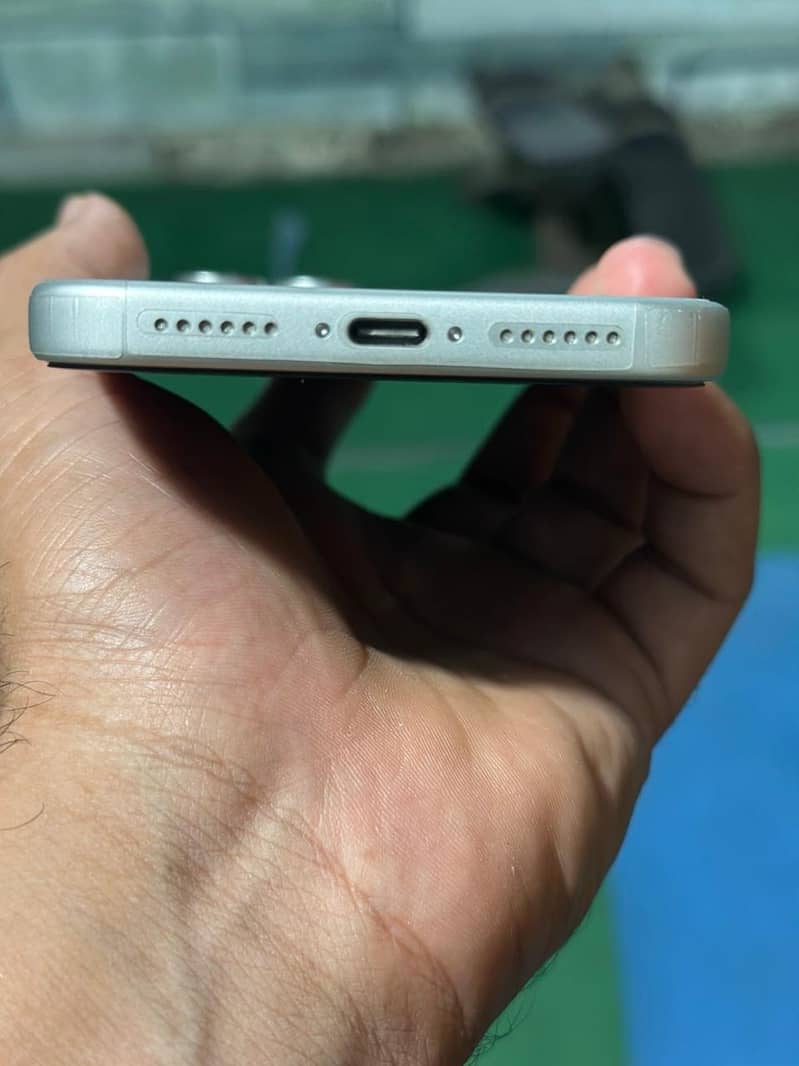 Apple iPhone 17 Pro Max 3