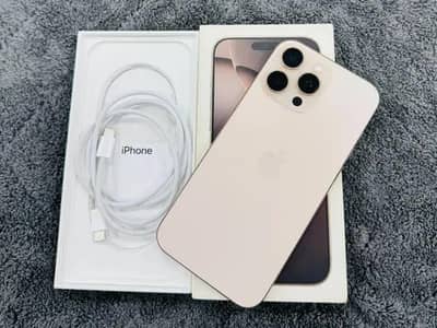 Apple iPhone 16 Pro Max