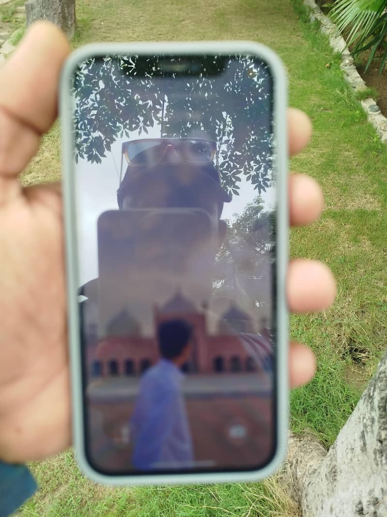 Apple iPhone 12 jv 3