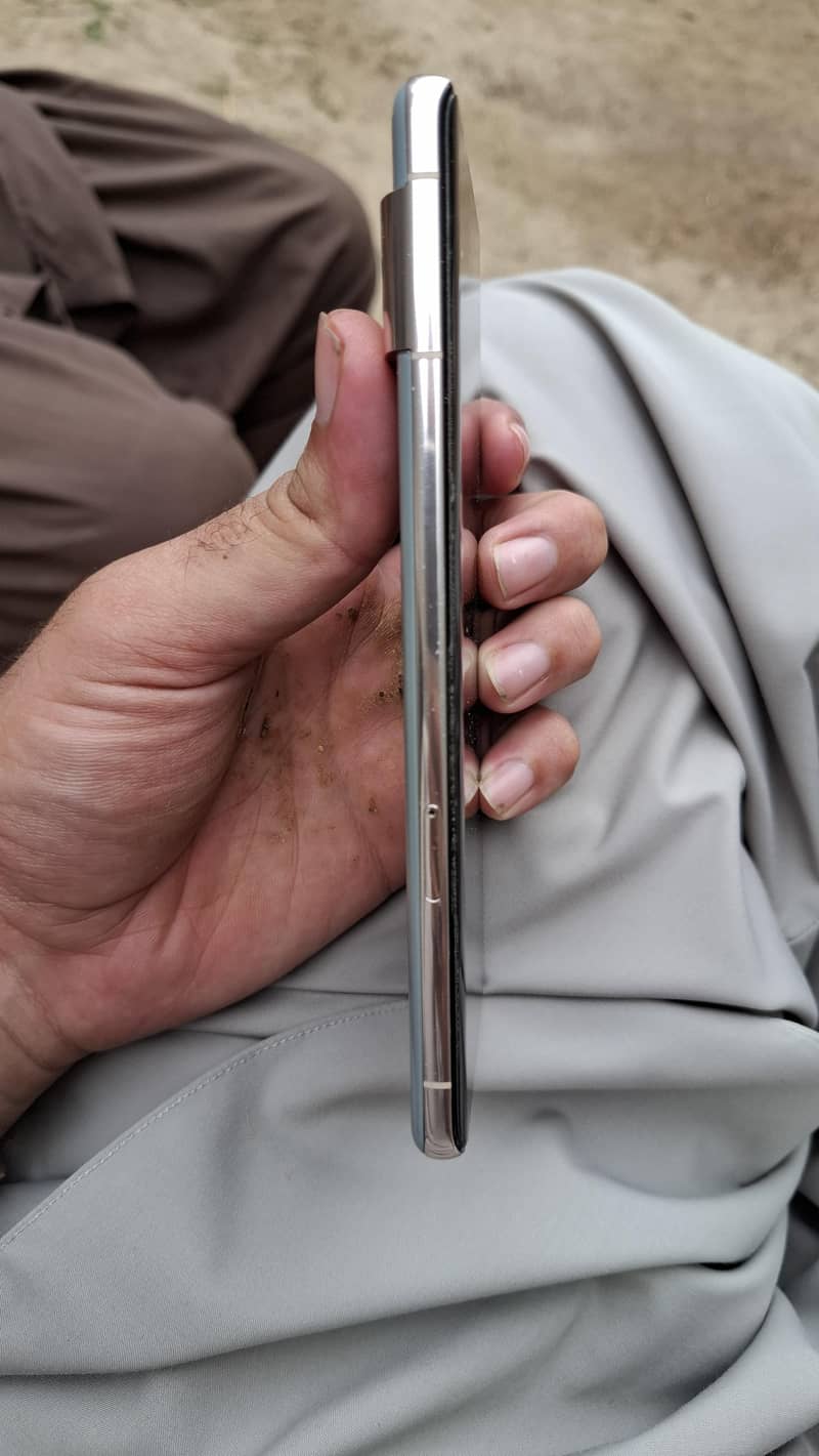Google Pixel 7 Pro 2