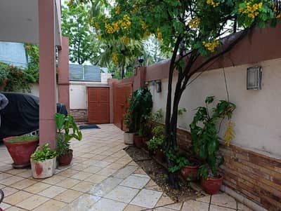 500YARDS UPPER PORTION FOR RENT IN DHA PHASE 7 WITH SEPARATE MAIN GATE