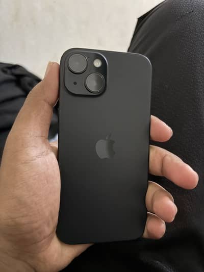 Iphone 15 4 months warrenty 98 health