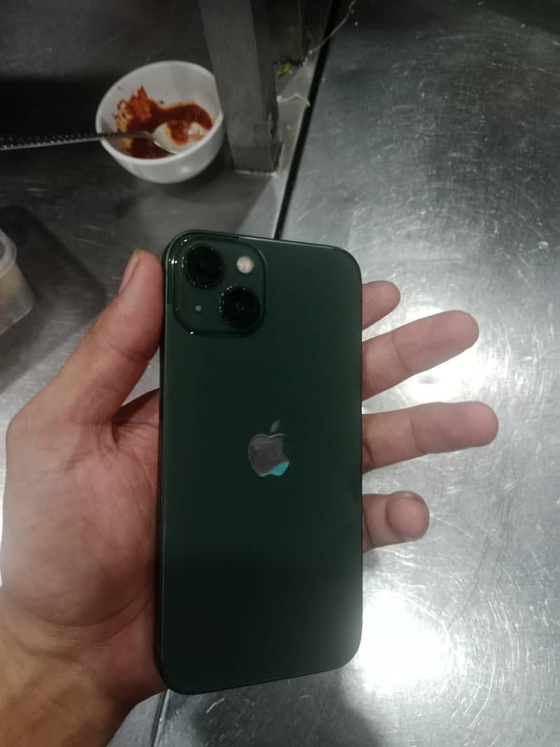 Apple iPhone 13jv 3