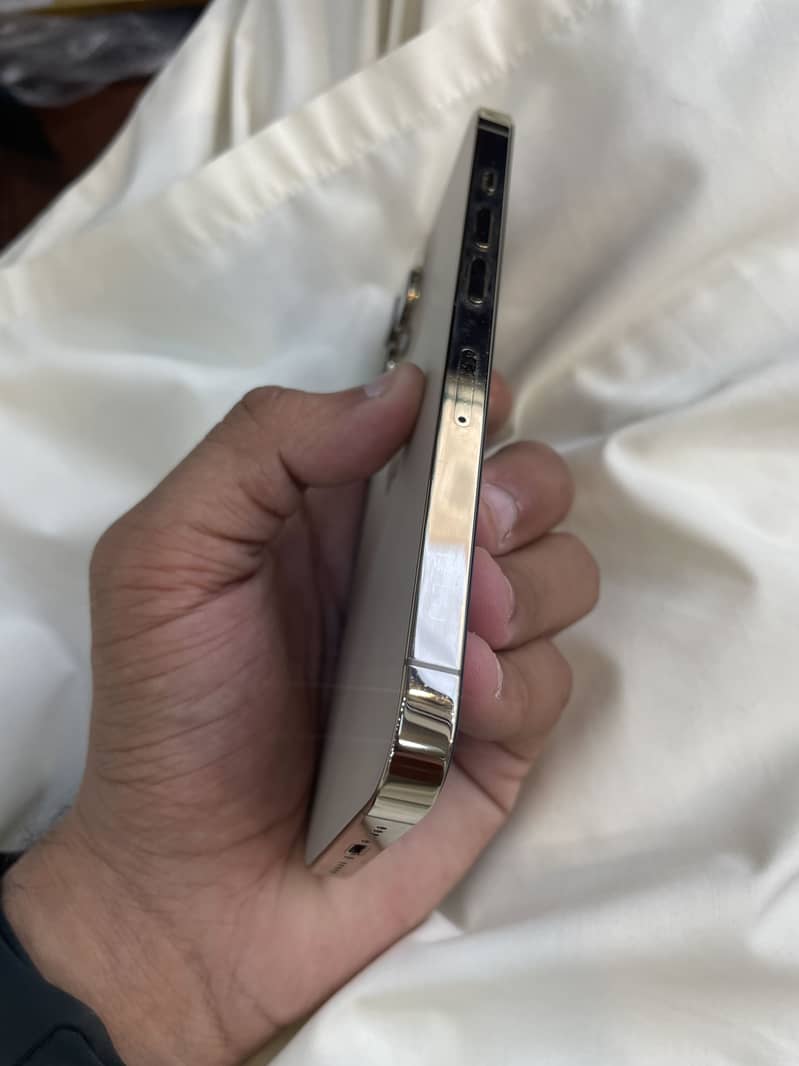 iPhone 13pro 3