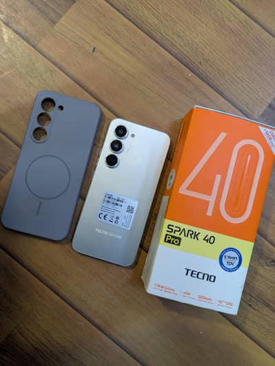 Tecno spark 40 pro
