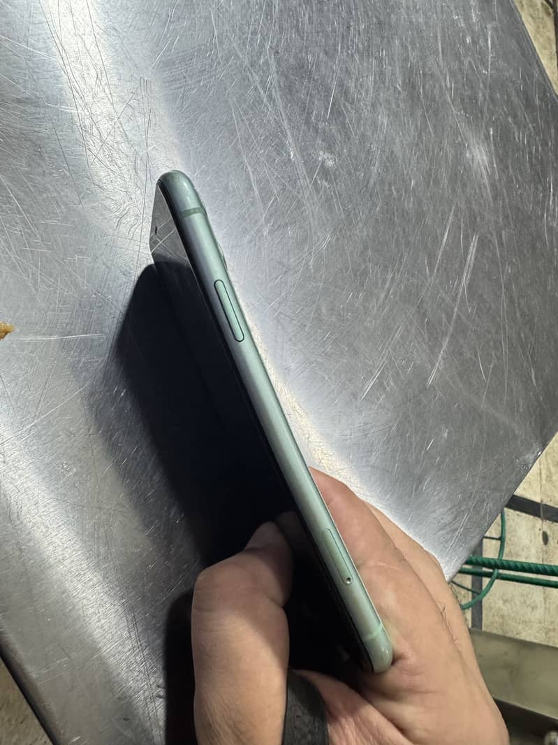 Apple iPhone 11 1