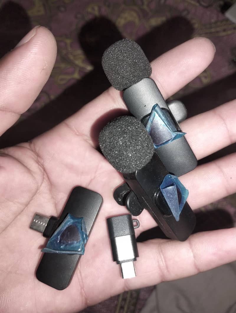 Wireless Microphone 1