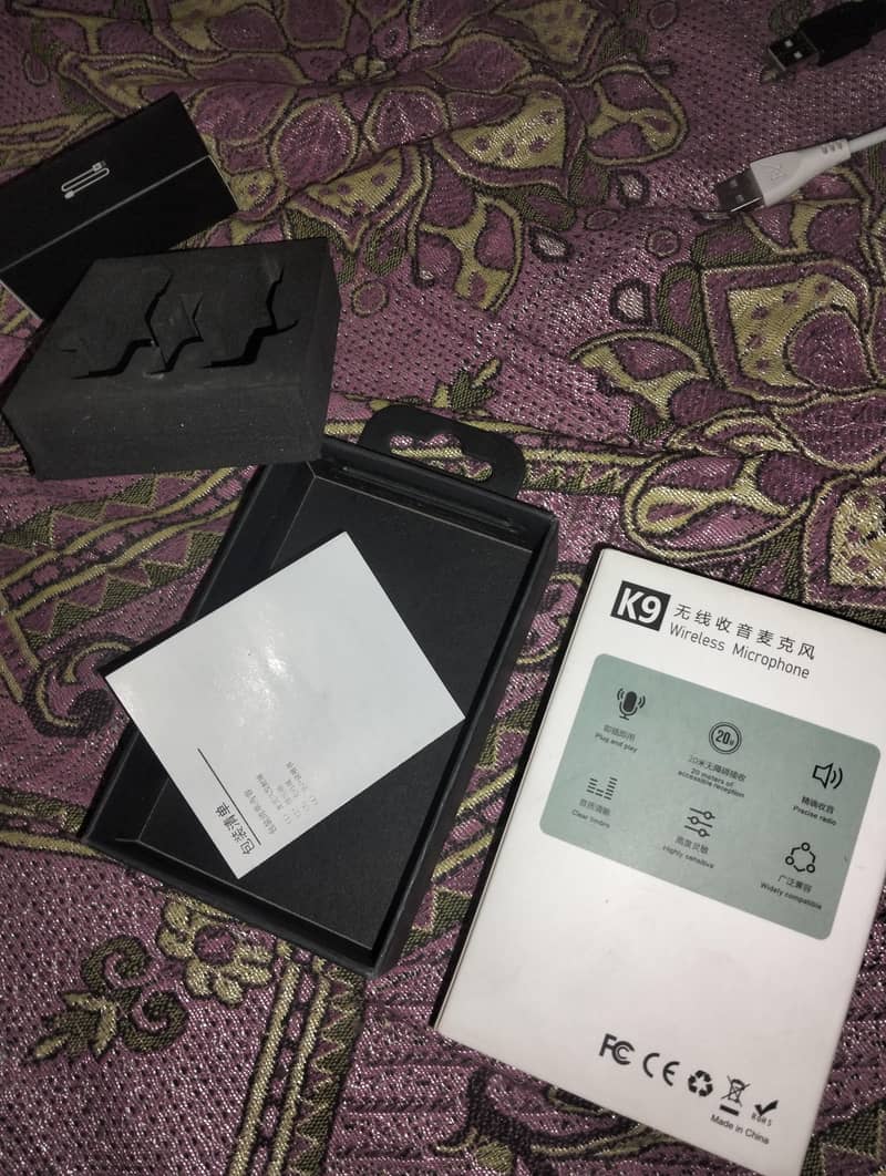 Wireless Microphone 2