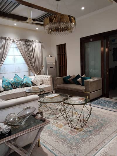 300YARDS MOST LUXURIOUS AND ARCHITECTURE ULTRA MODERN STYLE DOUBLE STORY BUNGALOW FOR SELL IN DHA PHASE 4. MOST ELITE CLASS LOCATION IN DHA KARACHI