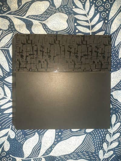 PlayStation 4 10/10 condition with single controller and 3 games