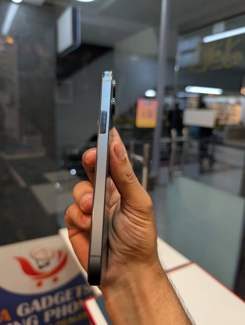 Iphone 12 Pro Max 1