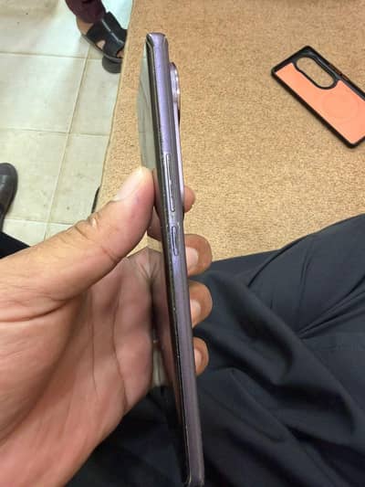 Vivo V40