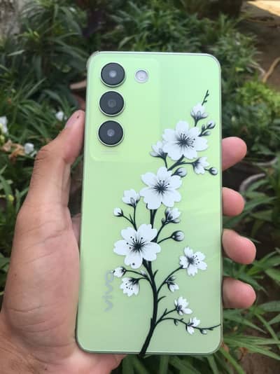 vivo y100
