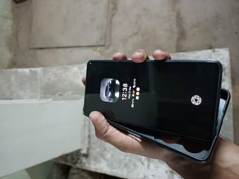 Tecno CAMON 20 Pro 1