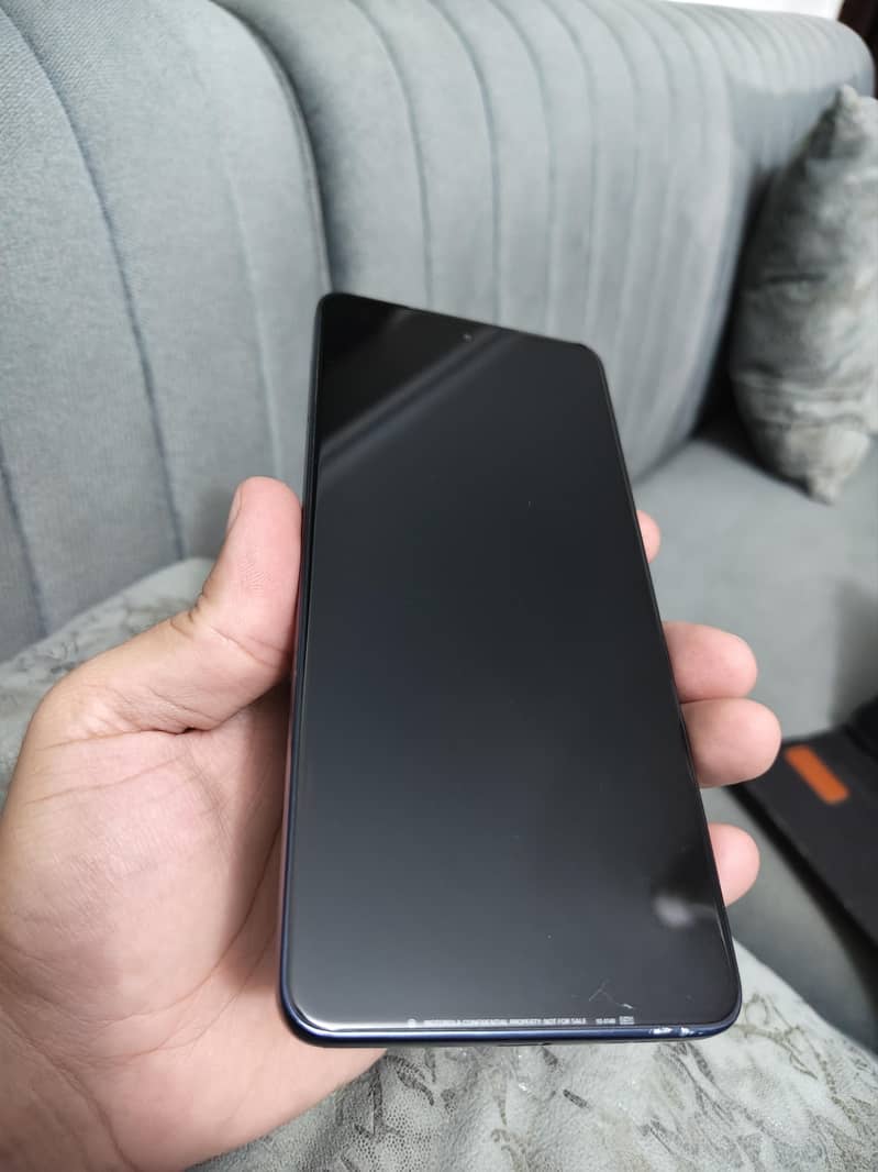 Moto G86 1