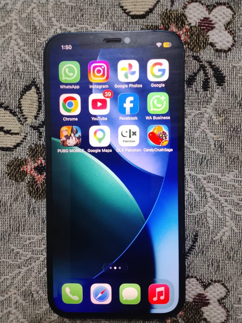 Apple iPhone 12 3