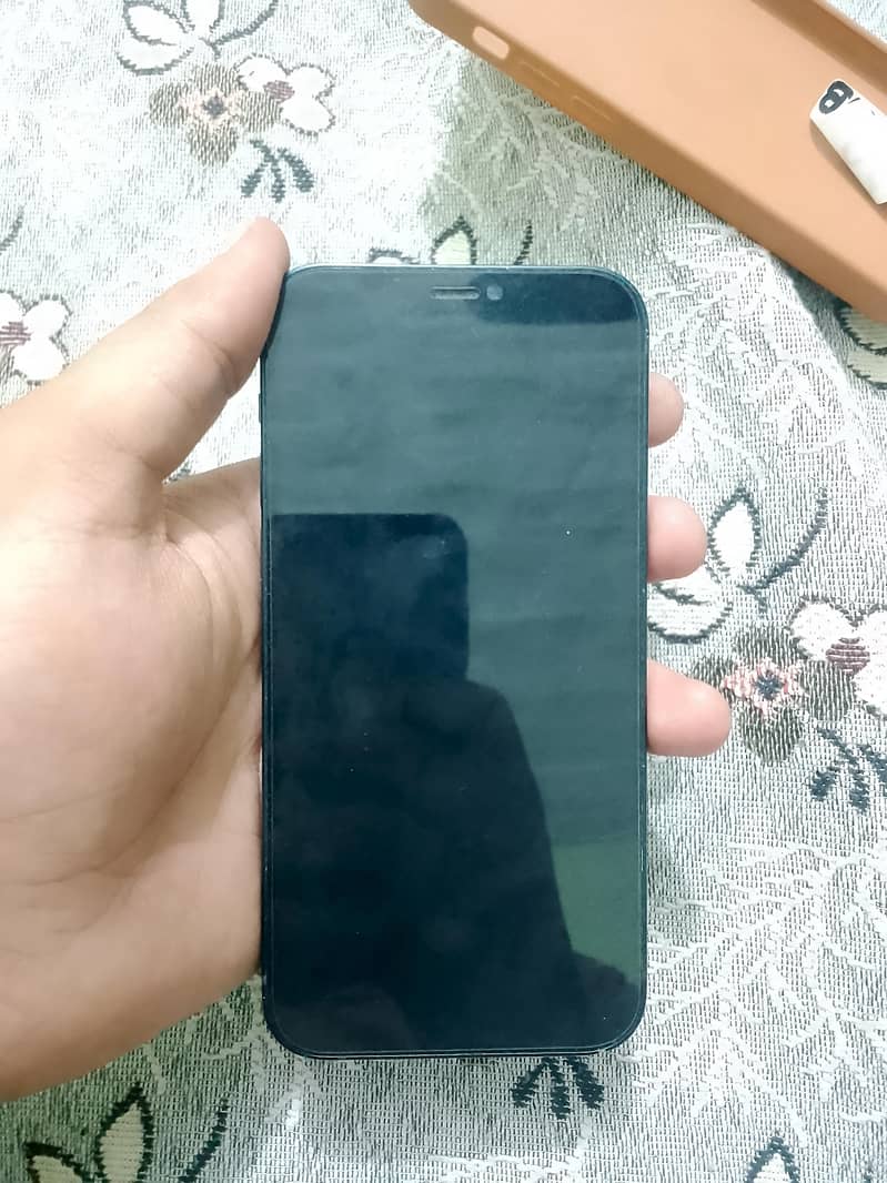 Apple iPhone 12 5
